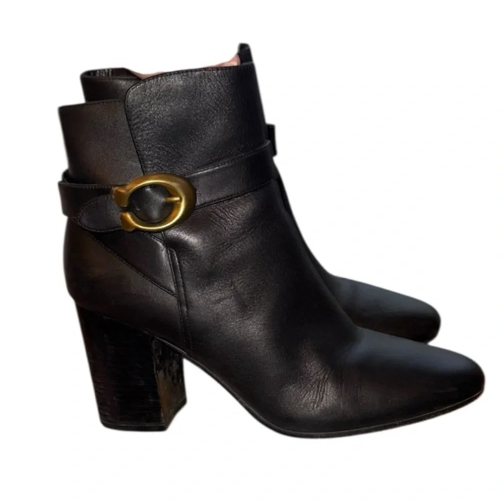 COACH Delaney Signature Buckle Heel Bootie Black Leather Boots Shoes size 9